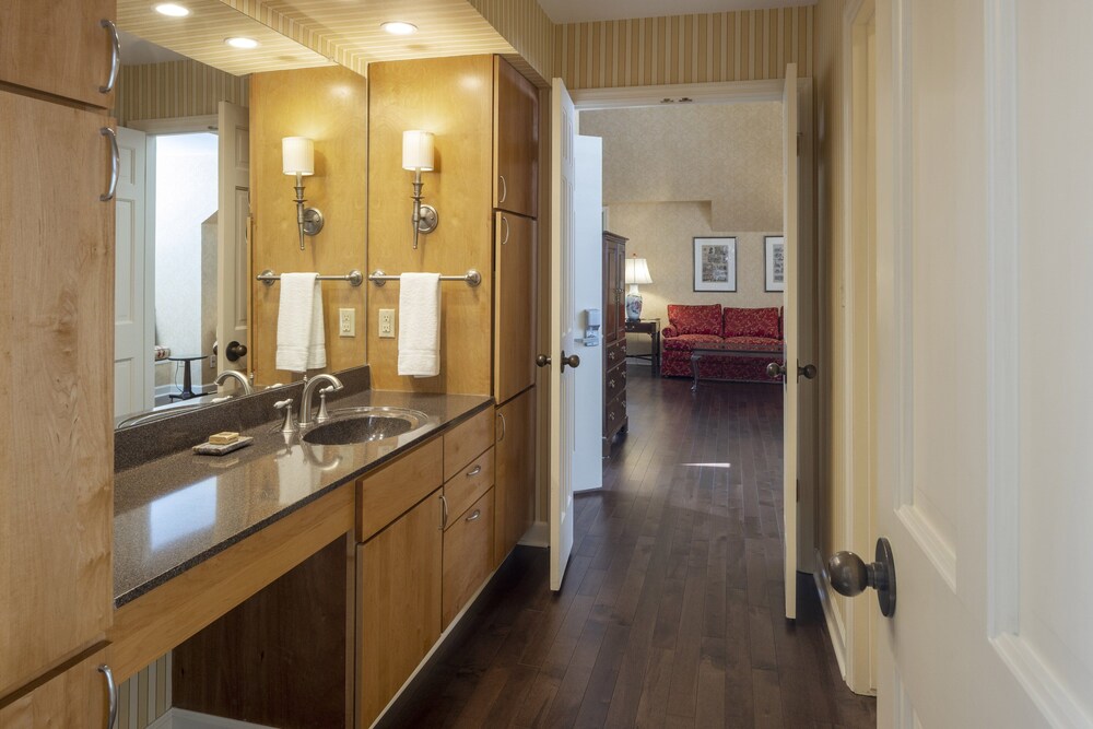 Baywood Conference Center - photo 11