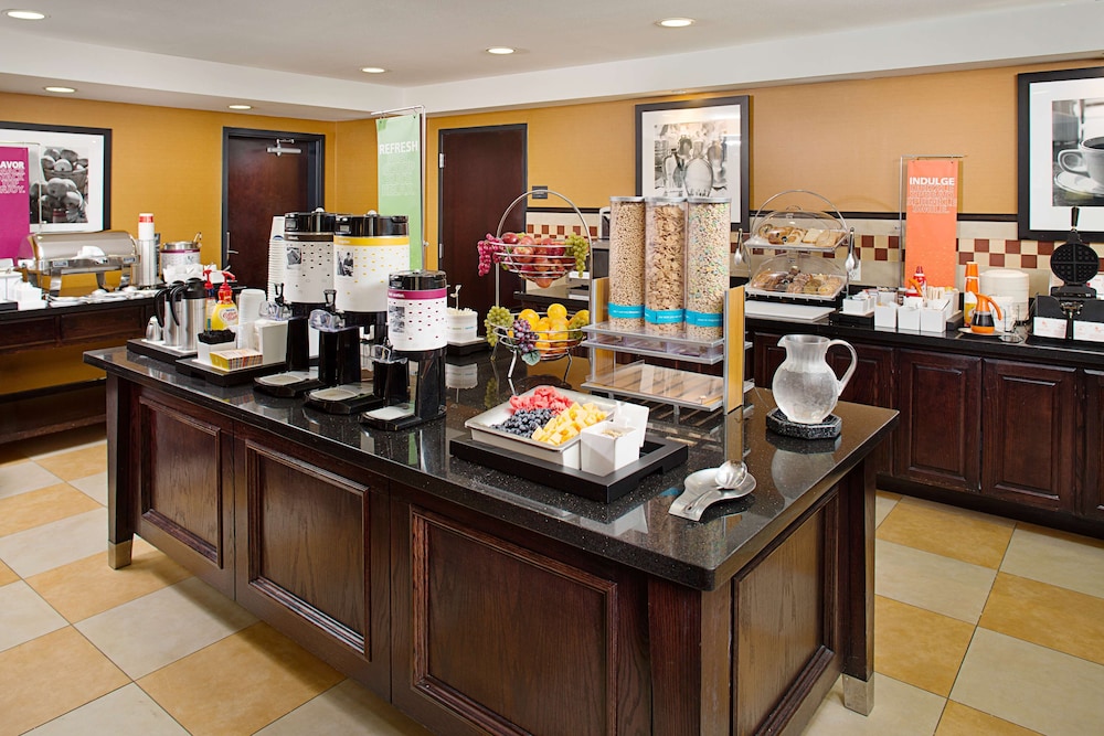 Hampton Inn & Suites Dallas Lewisville Vista Ridge Mall TX - photo 35