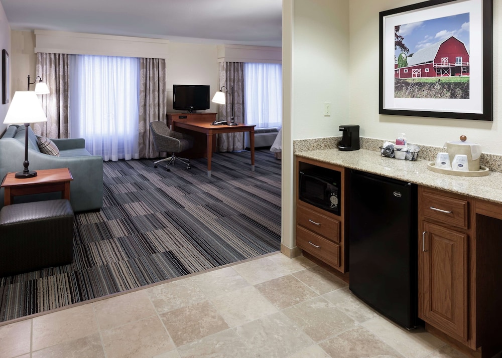 Hampton Inn & Suites Davenport - photo 10