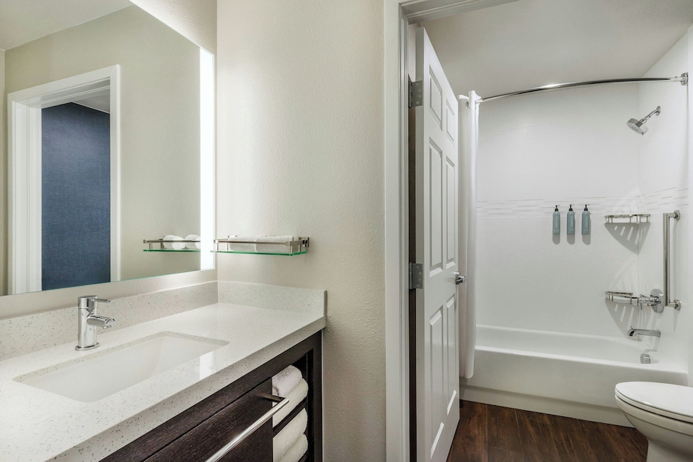 Residence Inn by Marriott Denver Airport at Gateway Park - photo 36