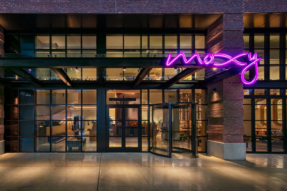 Moxy Brooklyn Williamsburg - photo 45