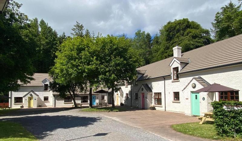 Tully Mill Cottages - carbon neutral hotel in Enniskillen