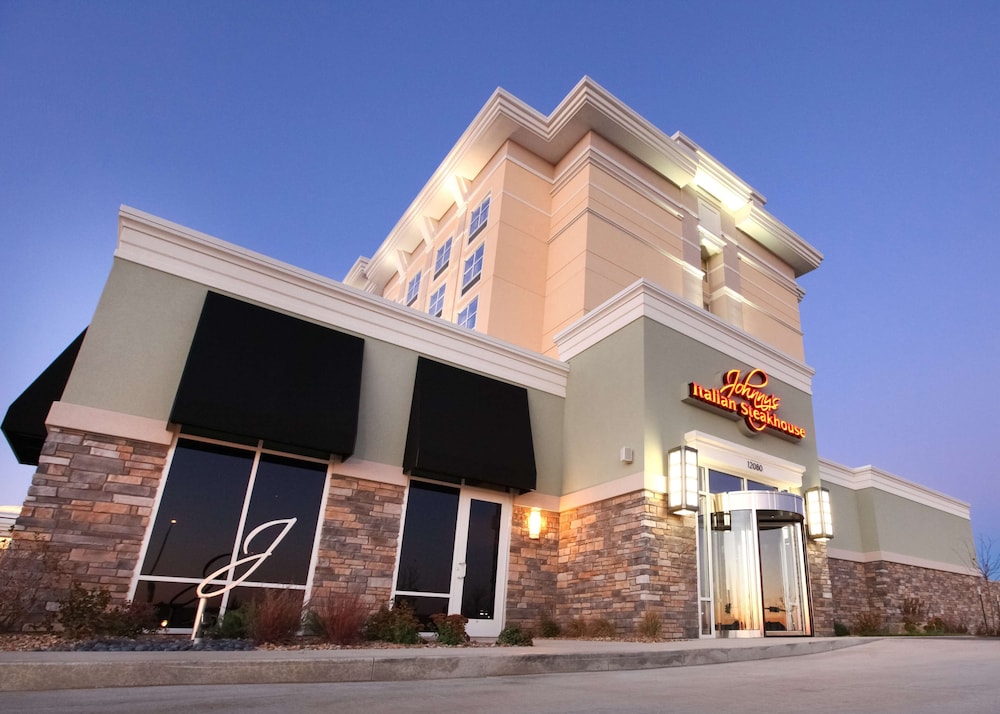 Hilton Garden Inn Olathe - photo 36