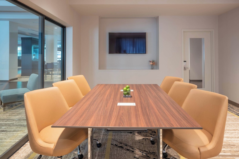 Courtyard by Marriott Thousand Oaks Agoura Hills - photo 60