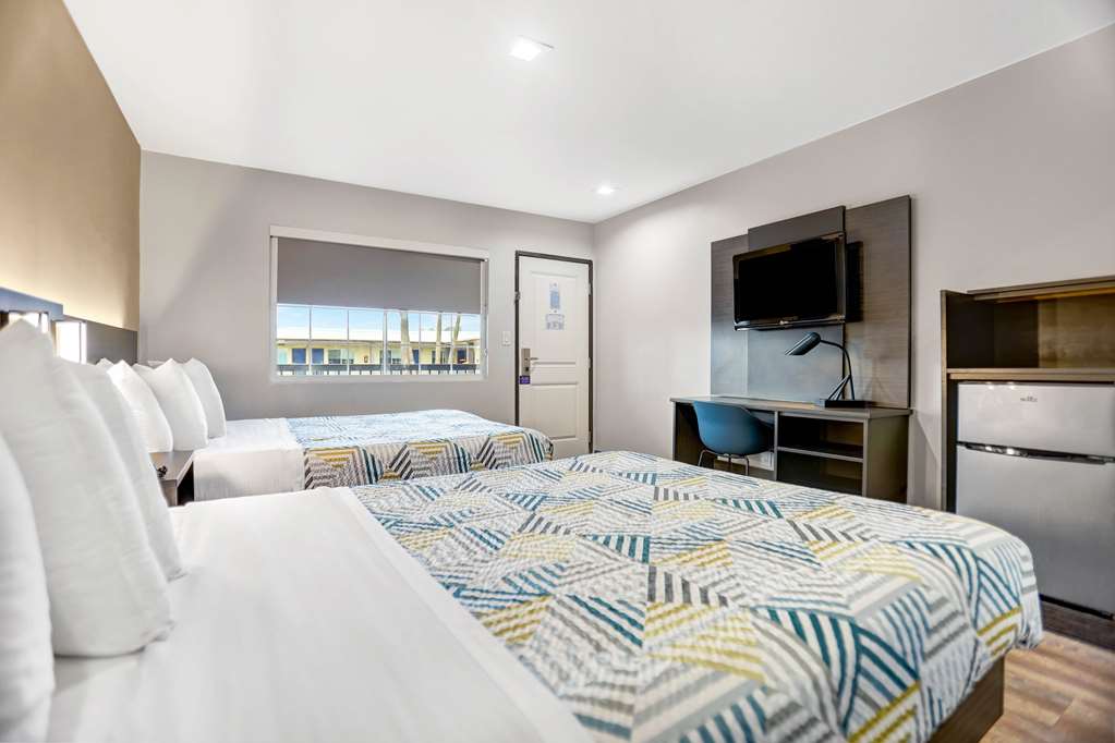 Motel 6 San Diego Airport Harbor - photo 14