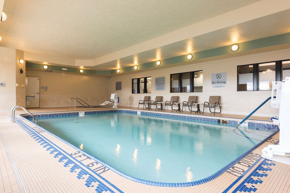 Hampton Inn Midland - photo 30