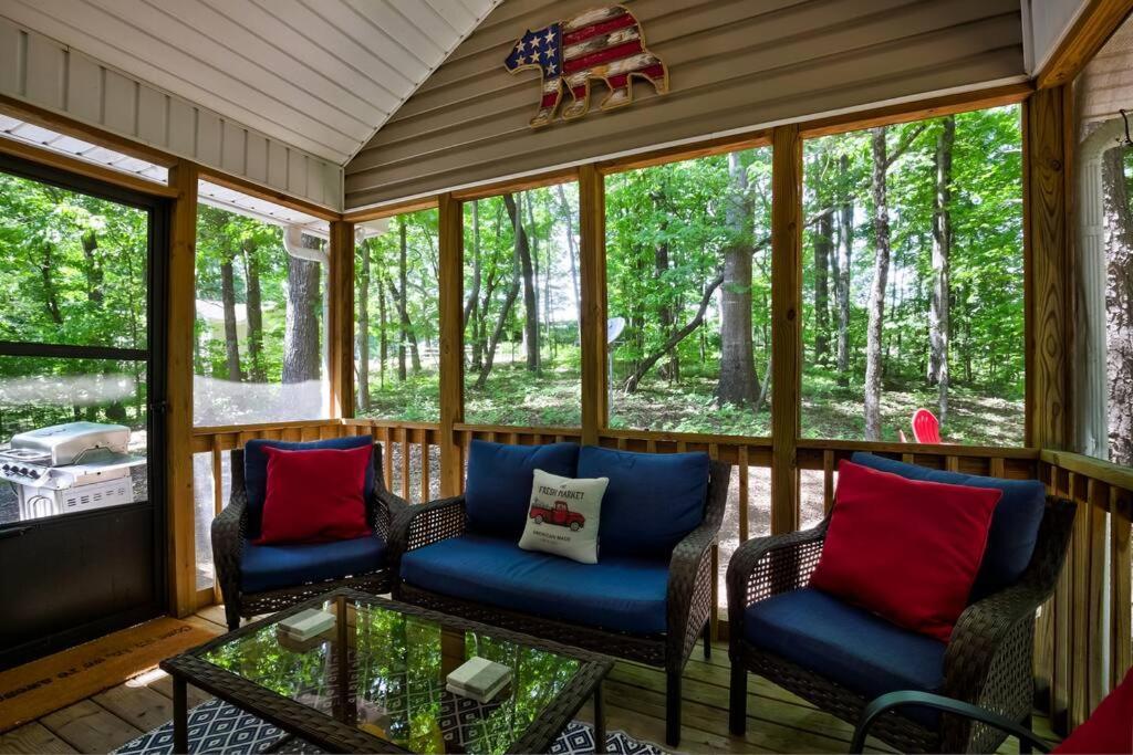 Less than 3 miles to Downtown with firepit - photo 20