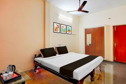 Collection O Poigai Near Airport — Vellore