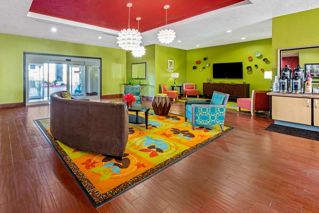 La Quinta Inn & Suites by Wyndham Leesville Ft. Polk - photo 5