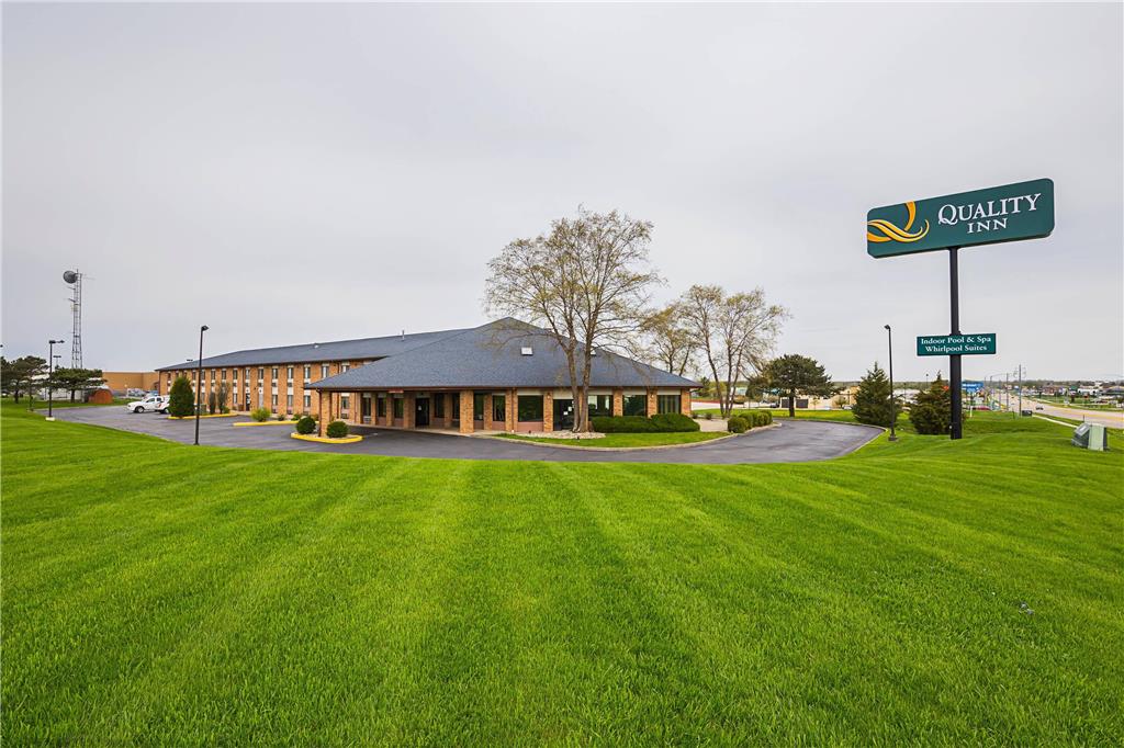 Quality Inn Waverly - carbon neutral hotel in Waverly