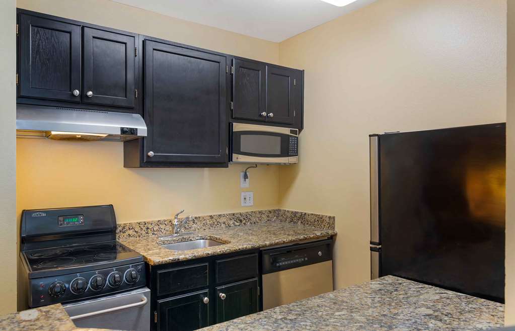 Extended Stay America Suites Atlanta Norcross Peachtree Corn - photo 11