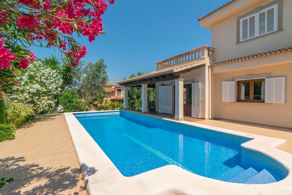 Villa Son Serra — 4-Star Luxury Hotel in Santa Margalida, Spain