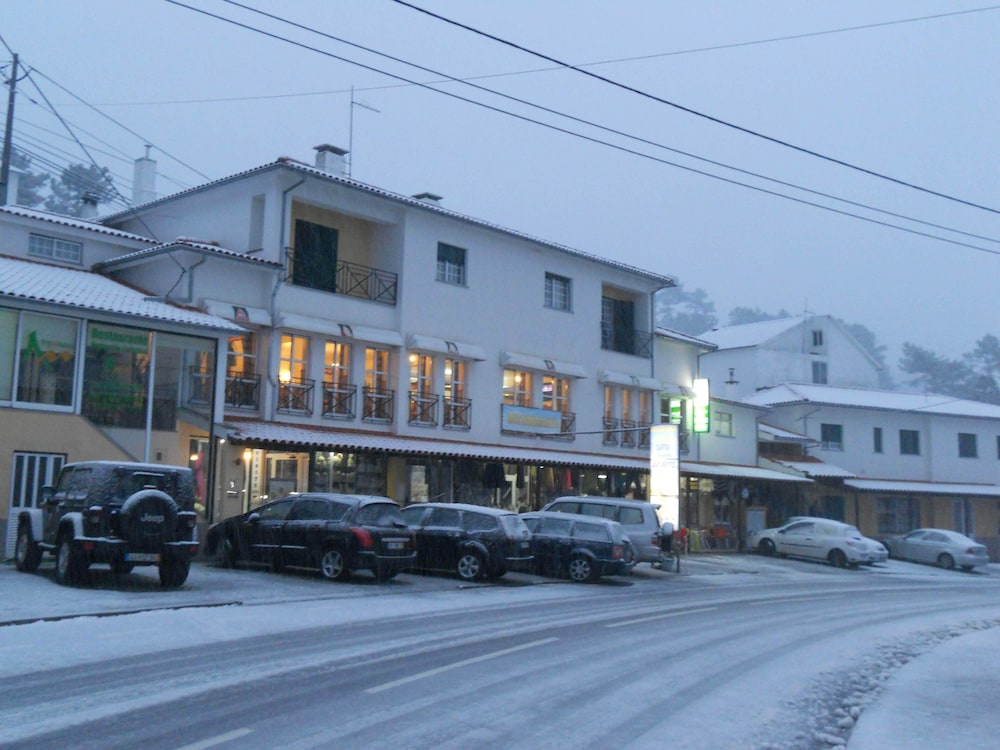 Encosta da Serra - carbon neutral hotel in Seia