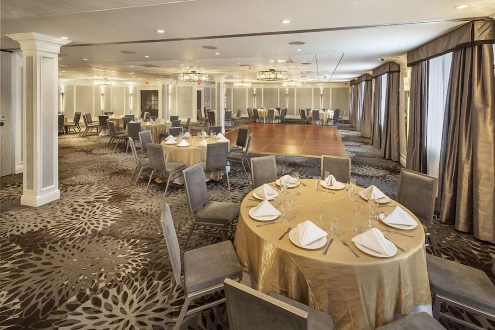 DoubleTree by Hilton Hotel Nanuet - photo 29