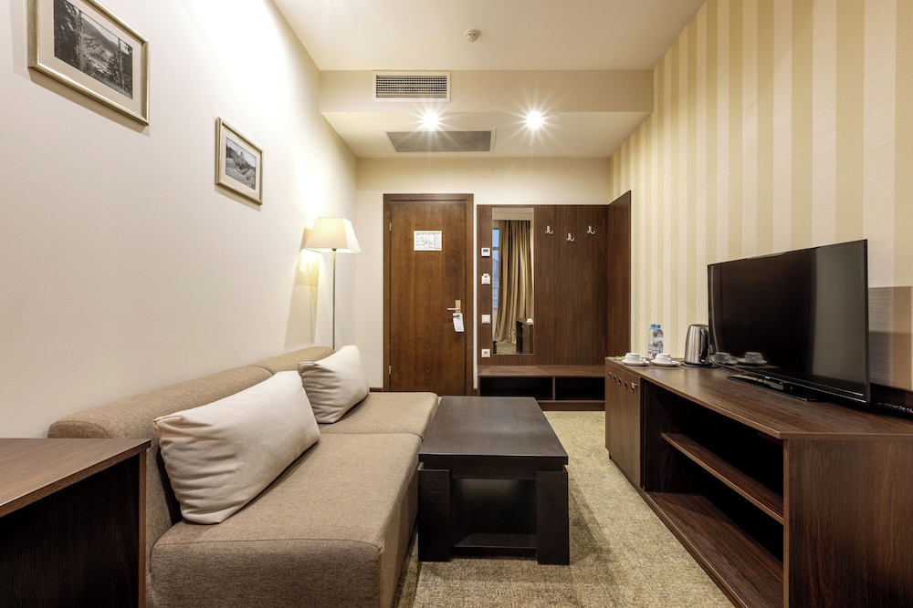 Citrus Hotel