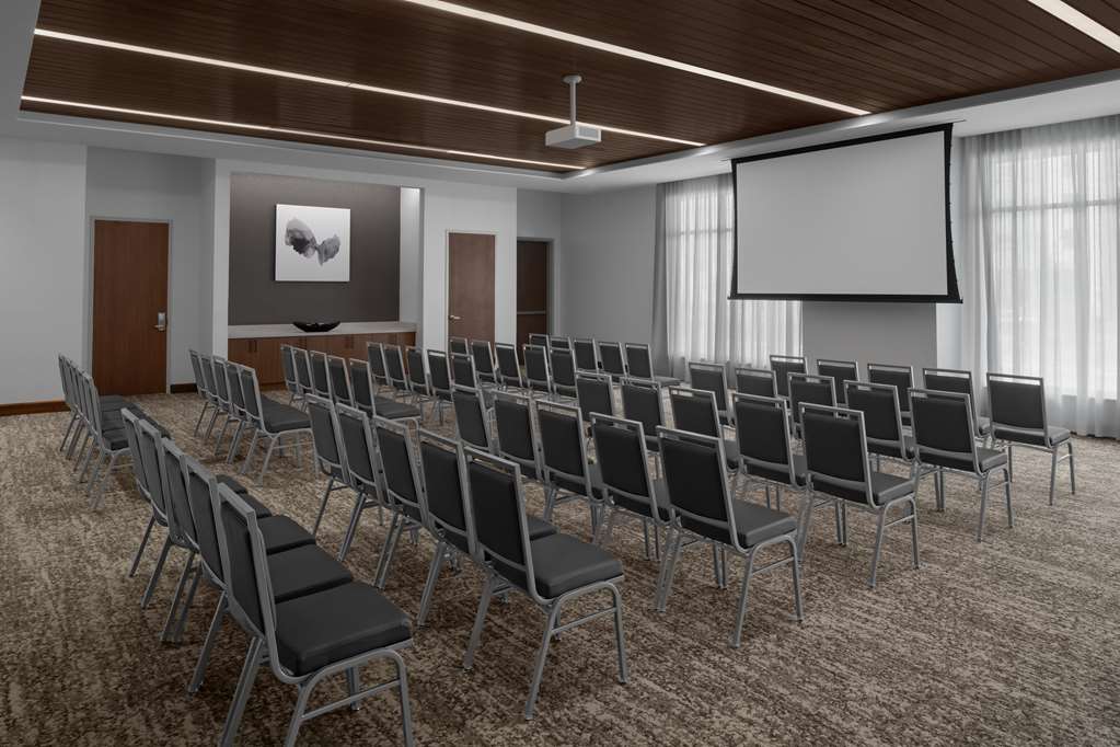 Hyatt House Lansing University Area - photo 2