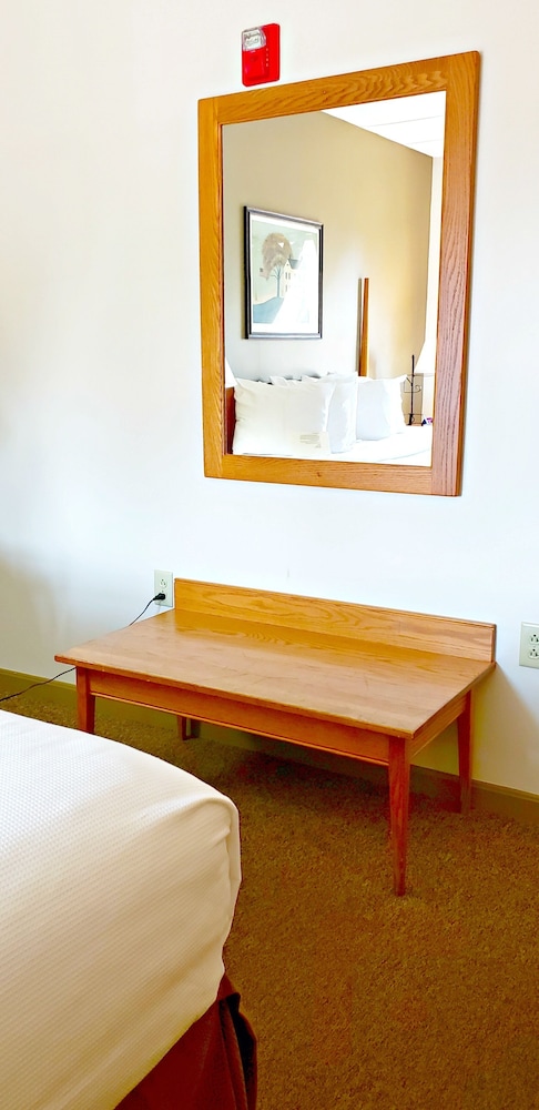 Lodging on the Square - photo 35