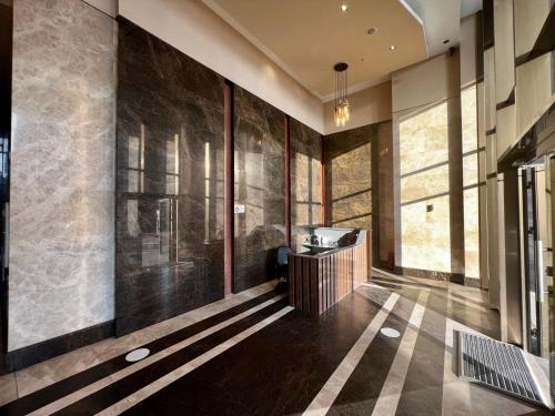 Apartments with sea and mountain views Portа Batumi Tower