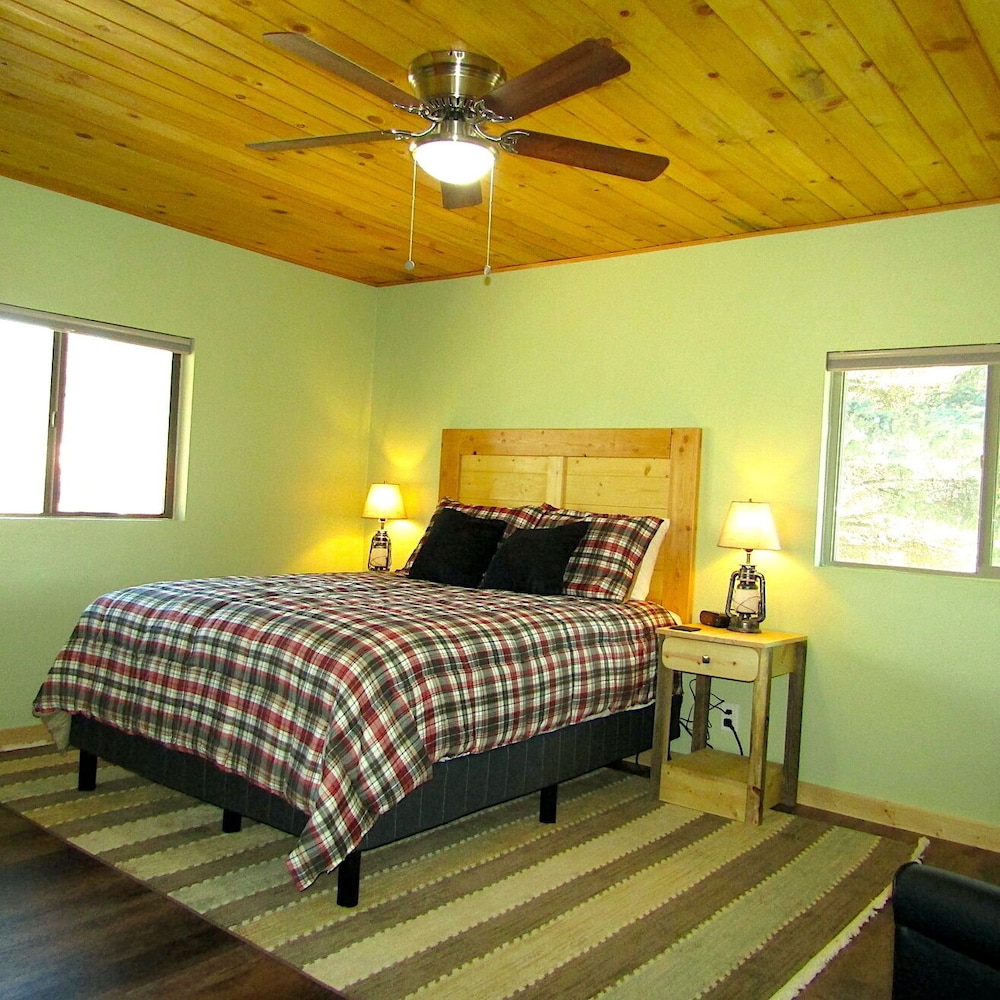 Rusty Buck Inn - photo 45