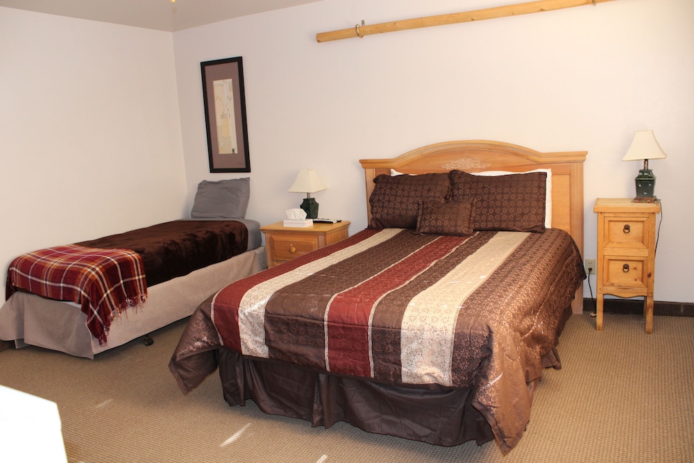 Edelweiss Resort and Restaurant - photo 31