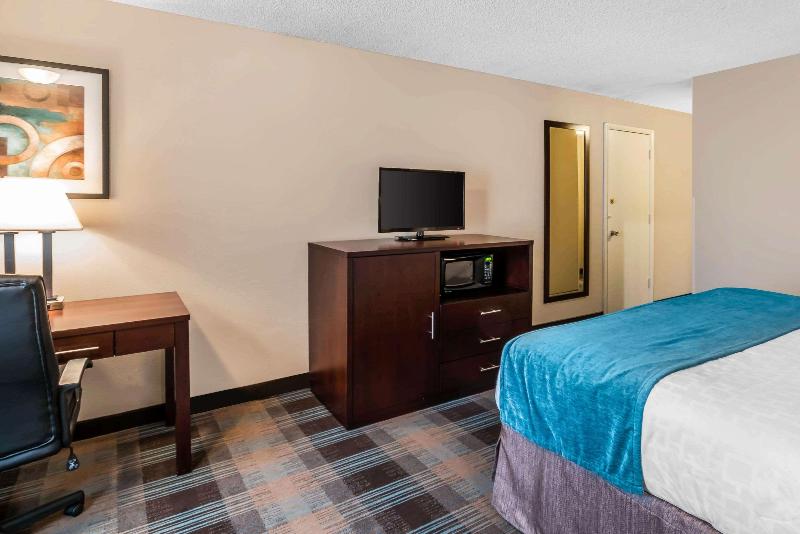 Clarion Inn near JBLM - photo 29