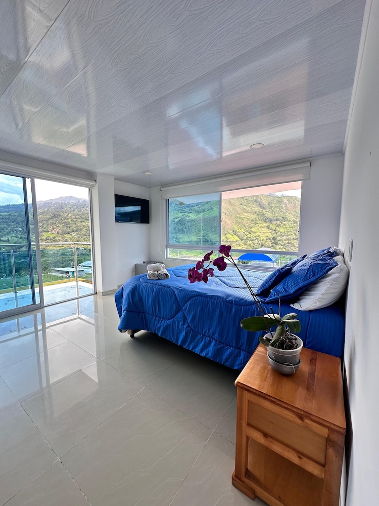 Bella vista Hotel — hotel in Choachi