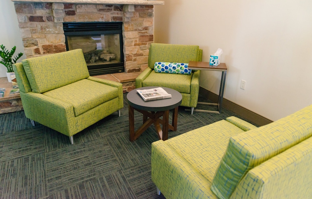 Holiday Inn Express & Suites Winona by IHG - photo 30
