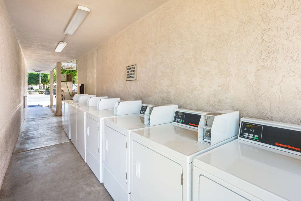 Knights Inn Yuma - photo 9