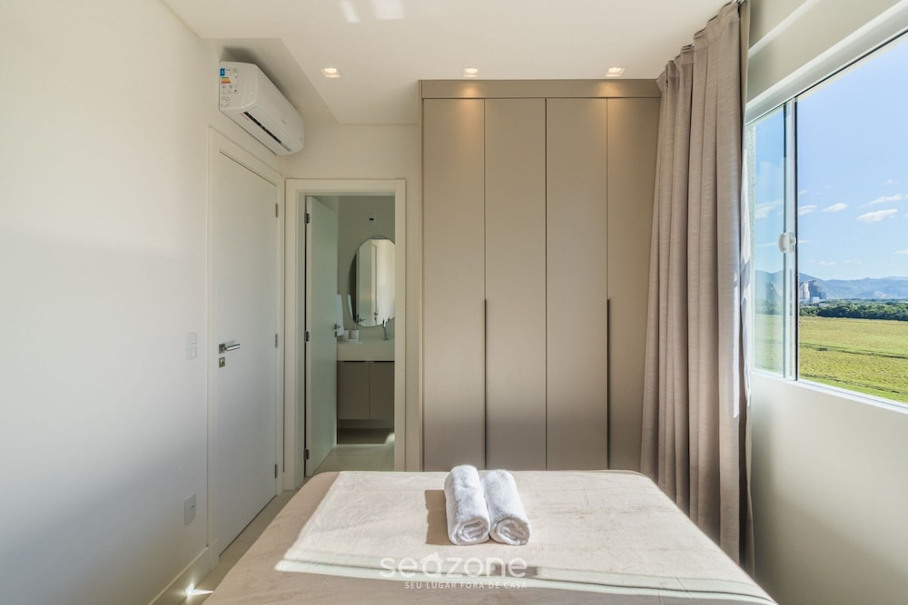 Modern Apartment with barbecue in Porto Belo LDA0703