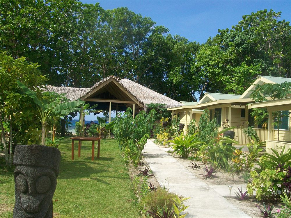 Reef Resort — hotel in Luganville