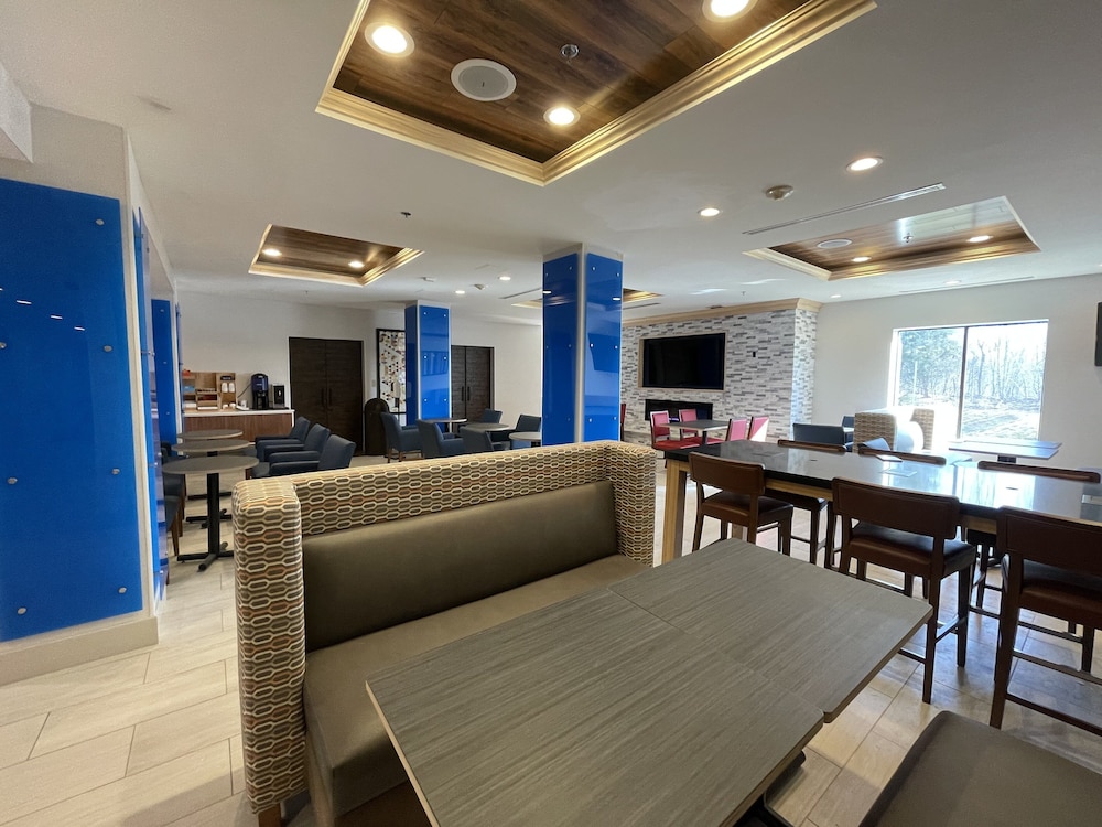 Holiday Inn Express Hotel & Suites Columbia East Elkridge by IHG - photo 4