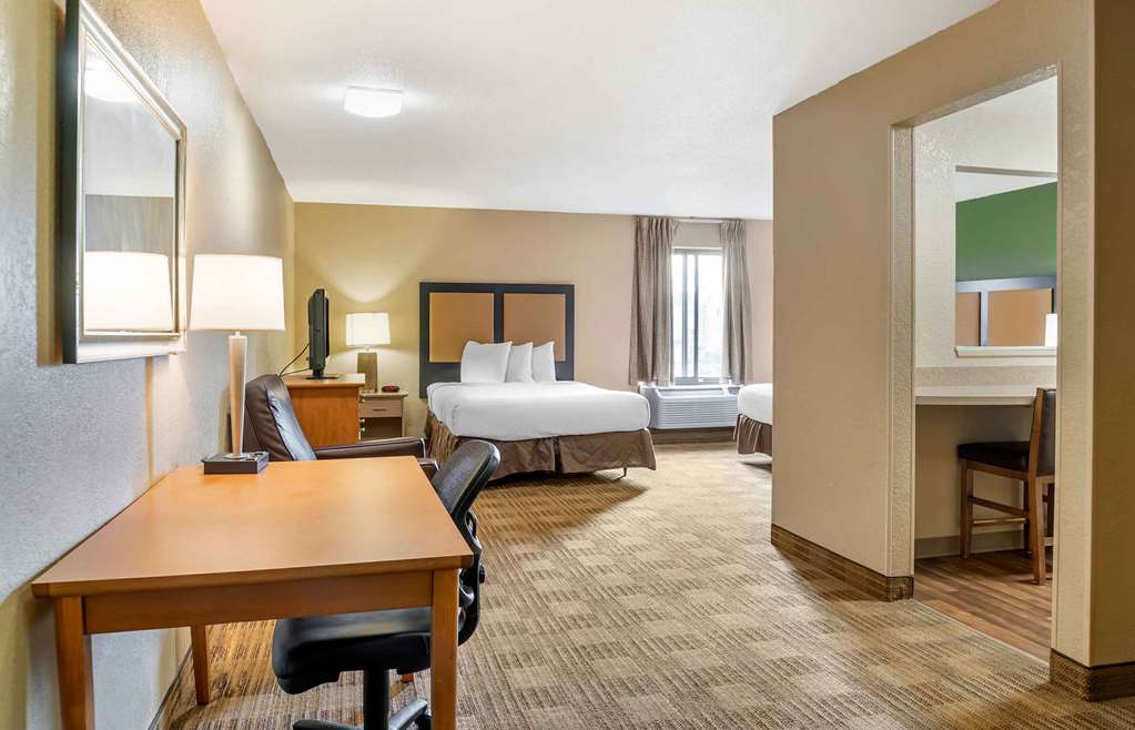 Extended Stay America Select Suites Detroit Warren - photo 18