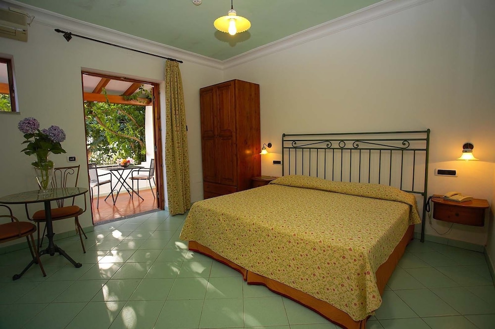 Villa Fiorentino — Lipari — photo 4