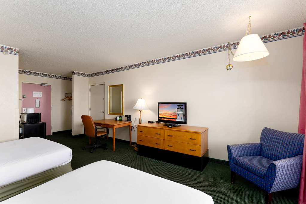 Studio6 Suites Lake Havasu City AZ - photo 13