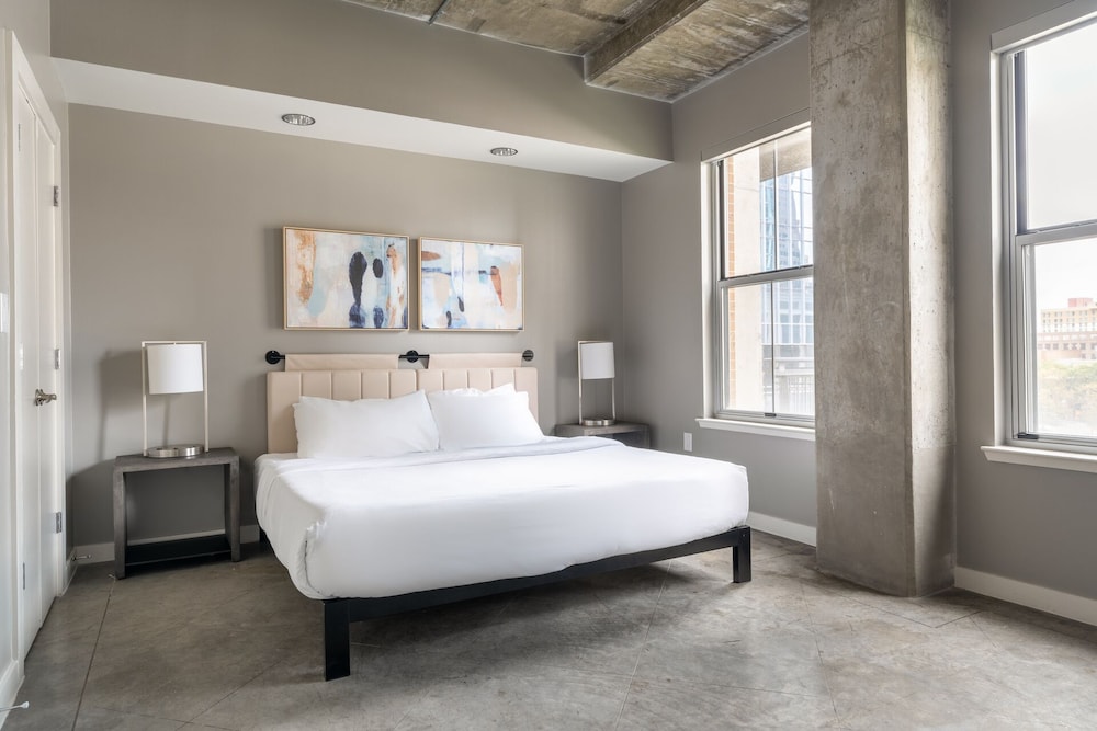 AMLI Downtown by Kasa Austin Downtown — 4-Star Luxury Hotel in Austin, United States