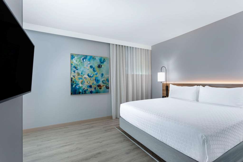 Wyndham Garden Miami International Airport - photo 33