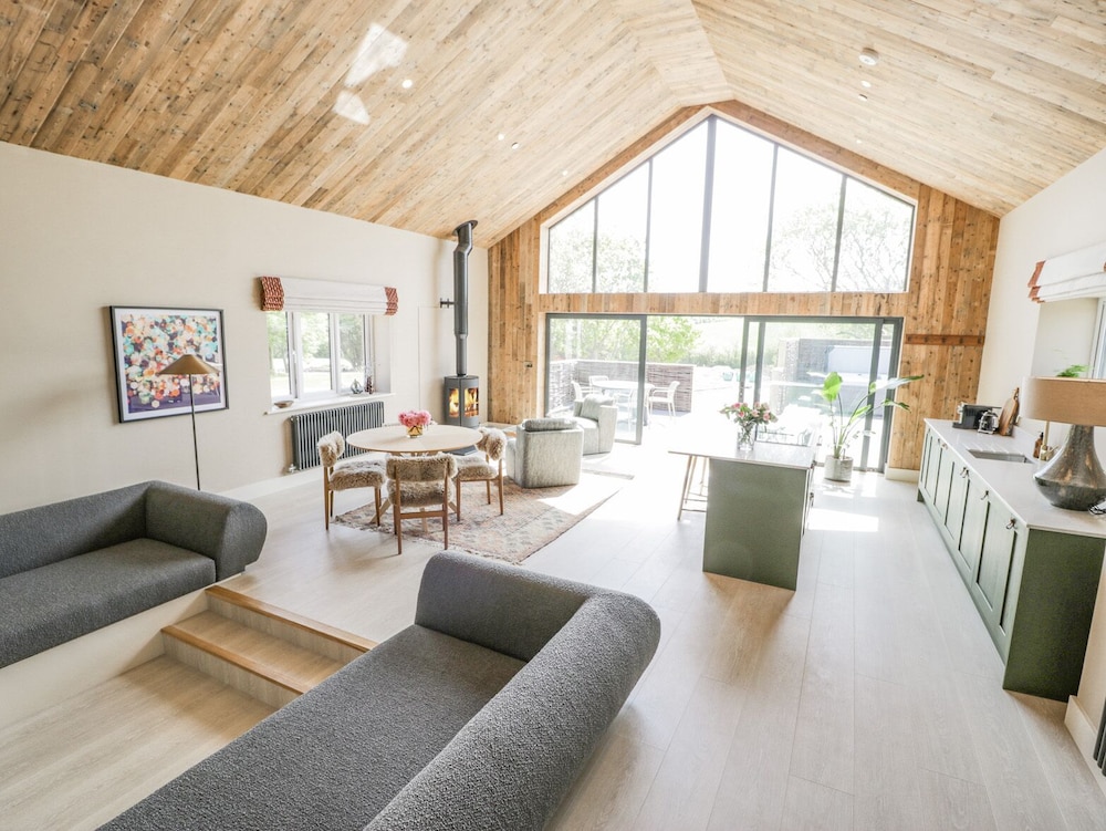The Barn - carbon neutral hotel in Amlwch
