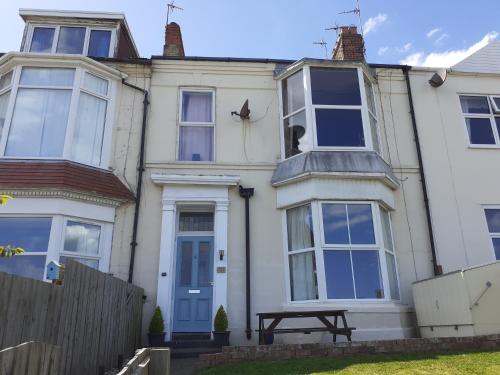 Sea Front Apartment — 4-Star Luxury Hotel in Hornsea, United Kingdom