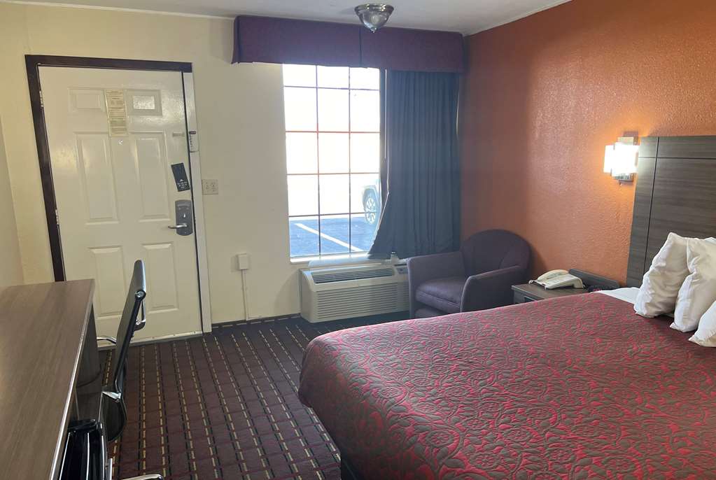 Days Inn by Wyndham El Reno - photo 12