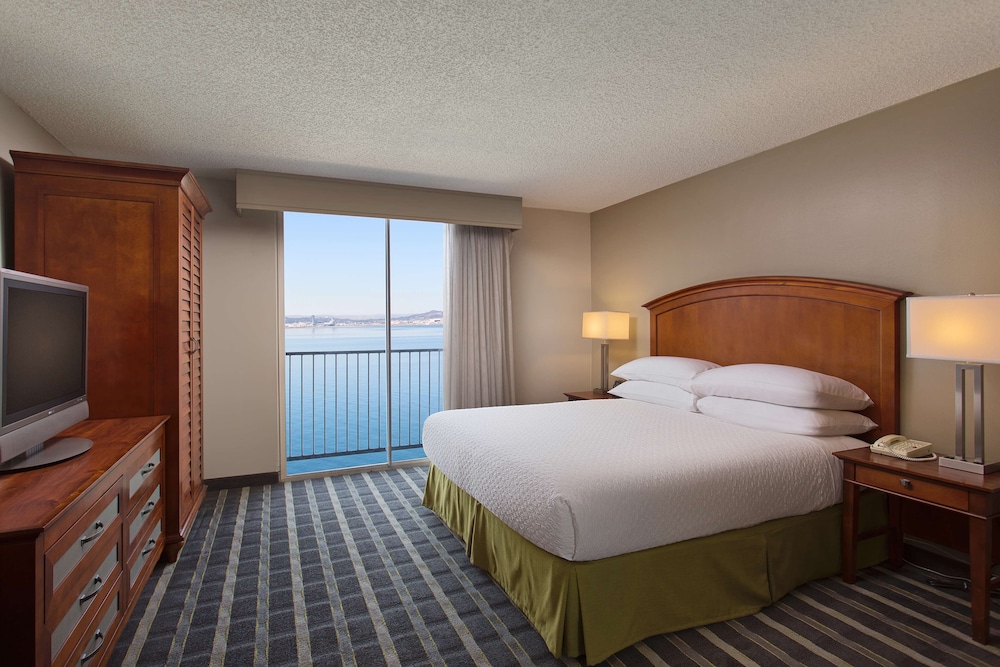 Embassy Suites by Hilton San Francisco Airport Waterfront - photo 17