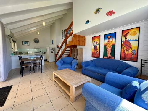 Sunrise Villas by Charlesworth — 4-Star Luxury Hotel in Macksville, Australia