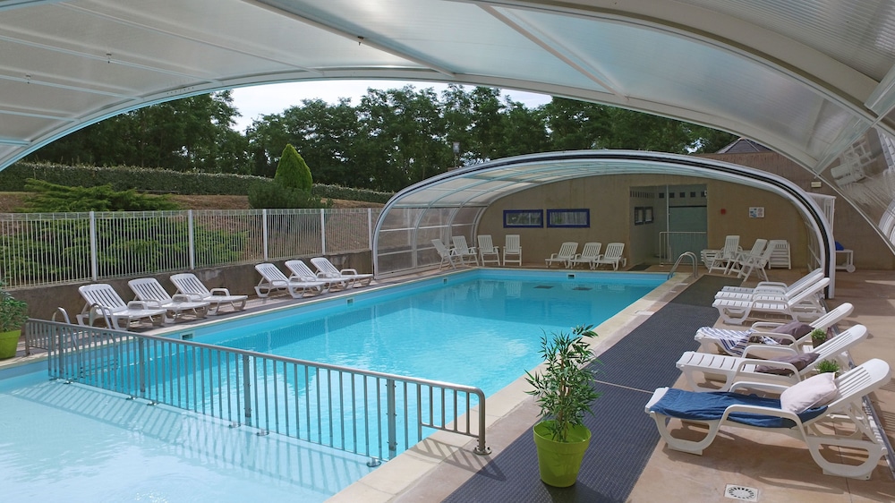 VVF Le Pays Cathare Carcassonne Saissac — hotel in Carcassonne