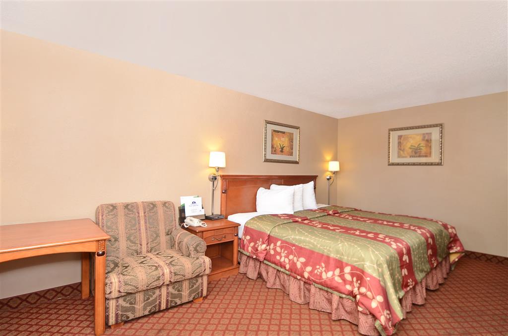 Americas Best Value Inn Stephenville - photo 10