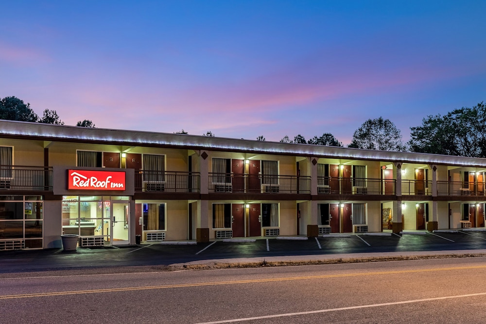 Red Roof Inn Caryville - photo 30