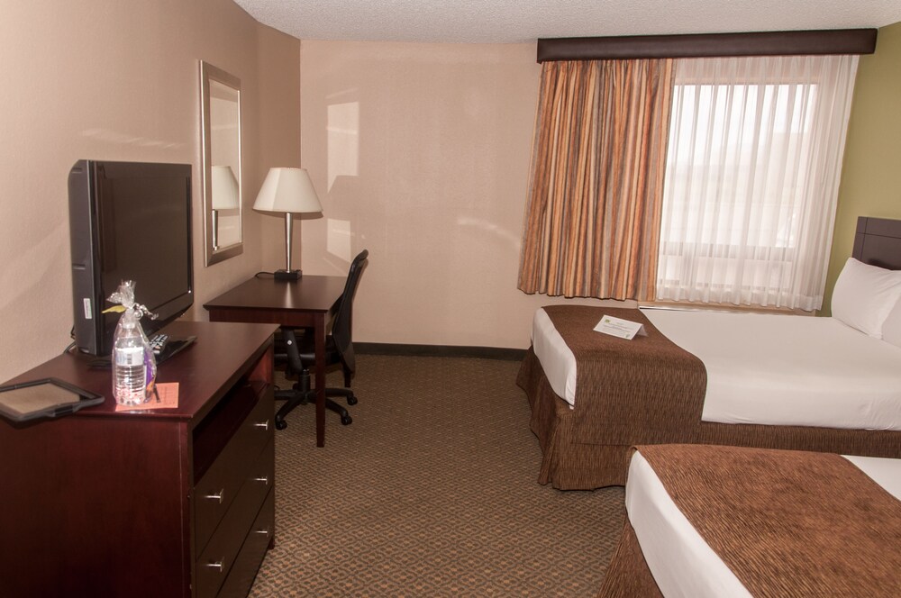 Windemere Hotel & Conference - photo 7