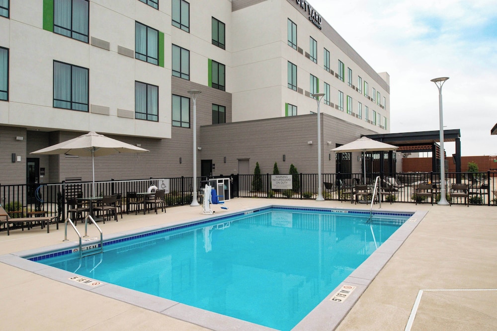 Courtyard by Marriott Charlotte Steele Creek - photo 32