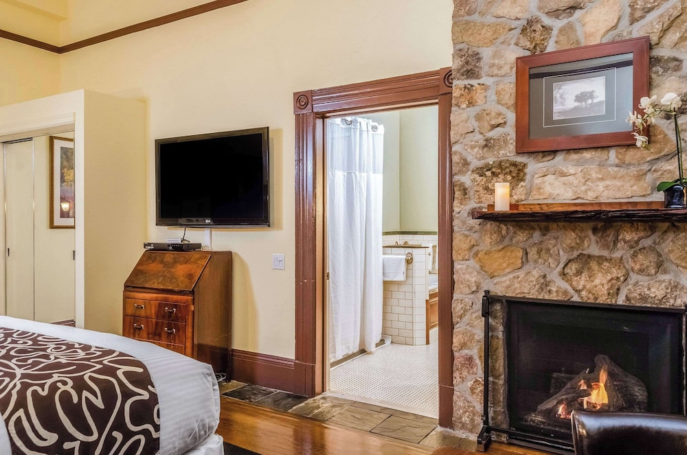 Hotel Napa Valley an Ascend Collection Hotel - photo 9