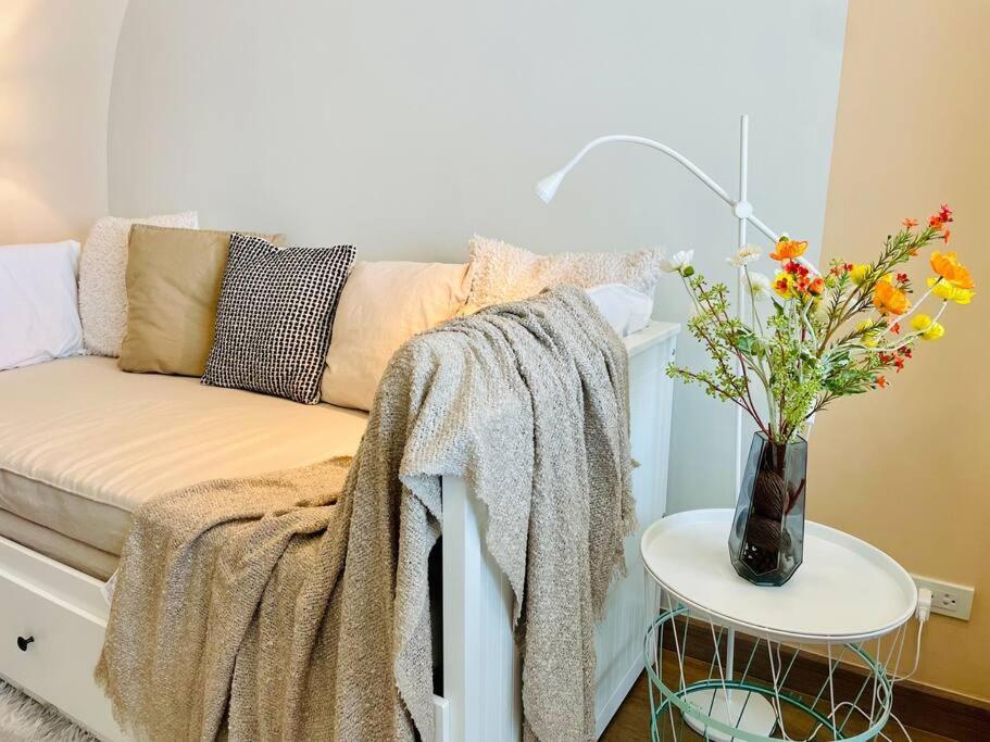 Cozy Spacious 55sqm 1BR 200m BTS PhraKhanong 10min Thonglo