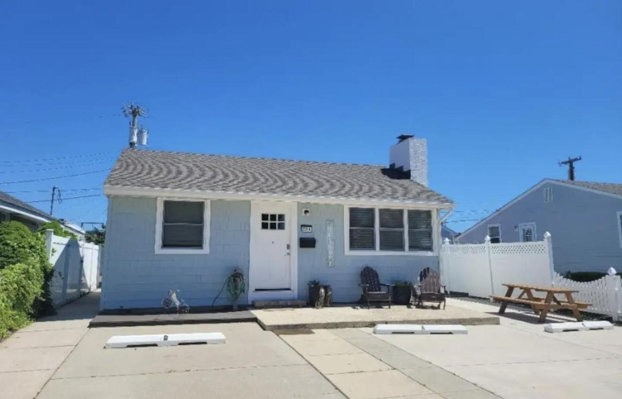 33rd St Unit A 2BR Beach Home Hideaway Parking — Brigantine — photo 3