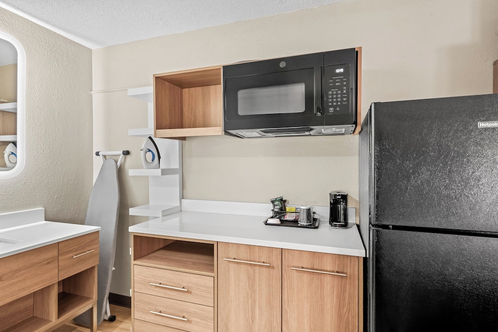 Red Roof Inn Perryville - photo 19